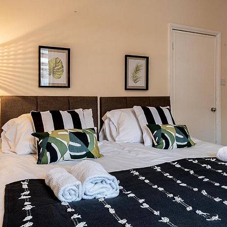 2 Bed, Up To 6 Guests Near Chester City Centre المظهر الخارجي الصورة