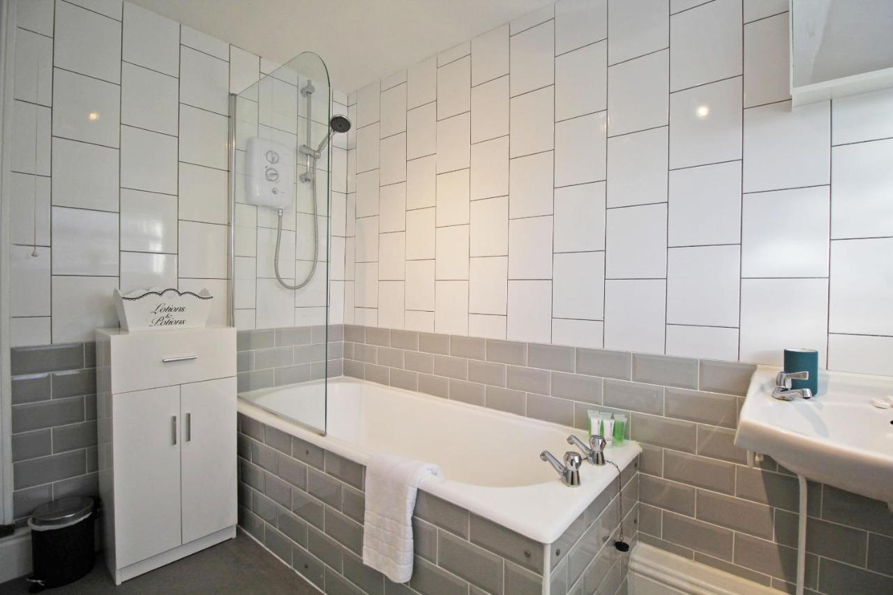 2 Bed, Up To 6 Guests Near Chester City Centre المظهر الخارجي الصورة