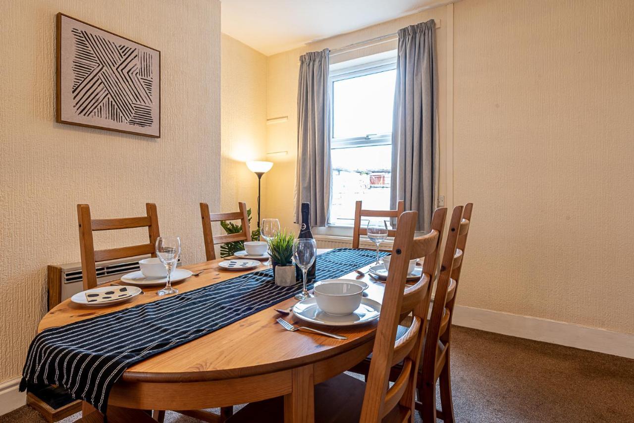 2 Bed, Up To 6 Guests Near Chester City Centre المظهر الخارجي الصورة
